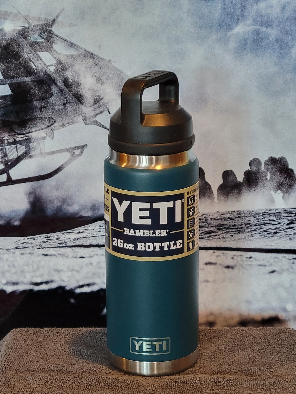 YETI 26 oz Chug Water Bottle in Teal, includes RMH sticker - Ruby