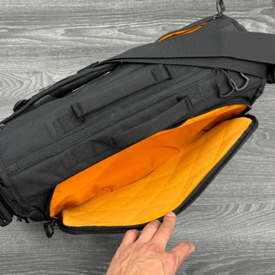 ENVOY-17 (Gen-5) Messenger Bag