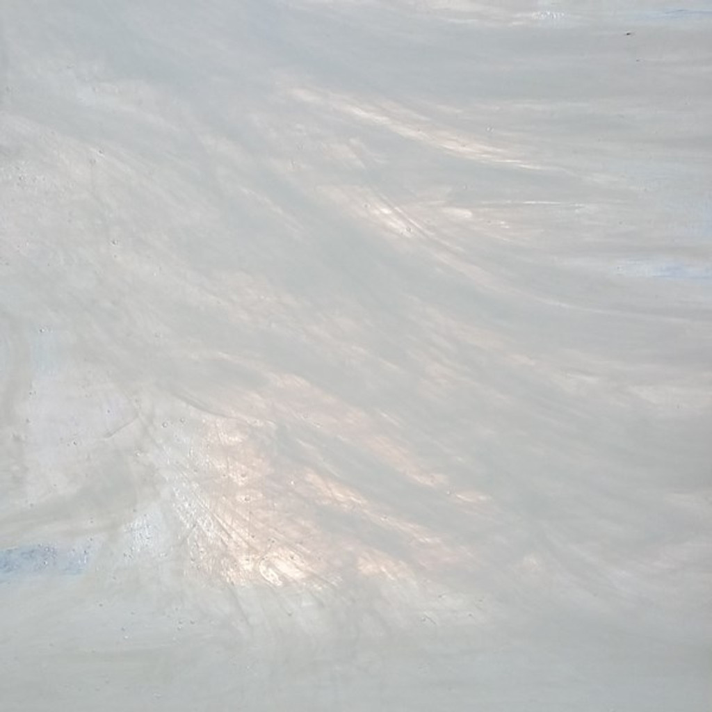 White Swirled with Crystal Wispy (WO51)