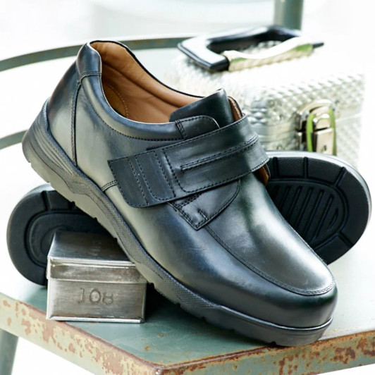 DB Donald 89221A Black 2V XXL Wide Fit Men's Casual Shoe