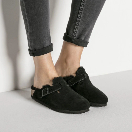 Birkenstock Boston Shearling Suede Leather Fur Black 0259881 Ladies Clog | newshoes.ie