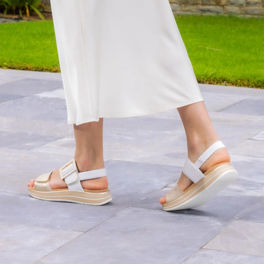 Remonte D1J53-80 White & Metallic Sandal | newshoes.ie