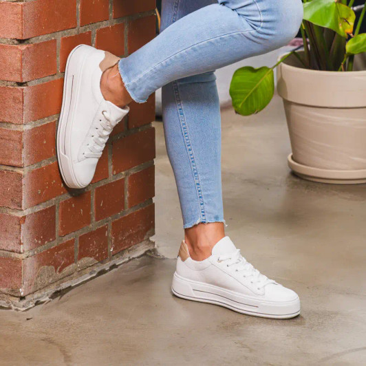 Ara Canberra 3.0 12-23003-04H White Wide Fit Sneaker | newshoes.ie