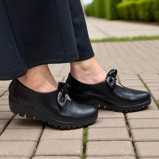 Wonders FLY 59 Black Leather Wedge Loafer | newshoes.ie