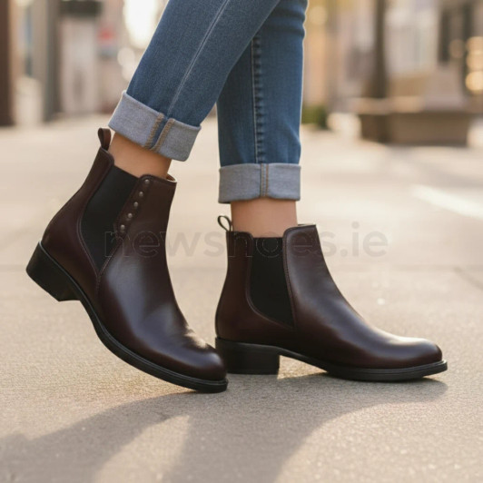 Dubarry Crest 1983-13 Burgundy Chelsea Boot