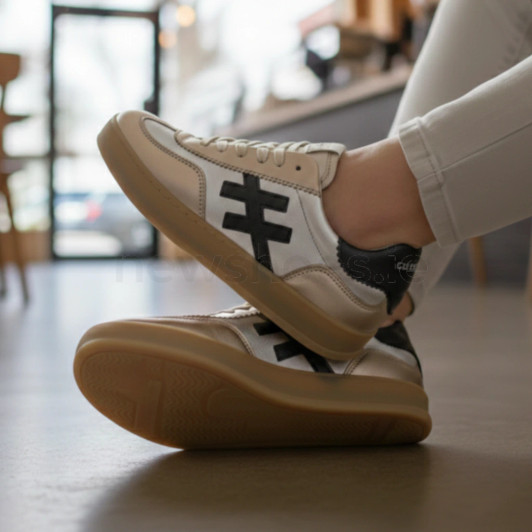 Another Trend Iconic II A03261E5 Metallic Sneaker | newshoes.ie