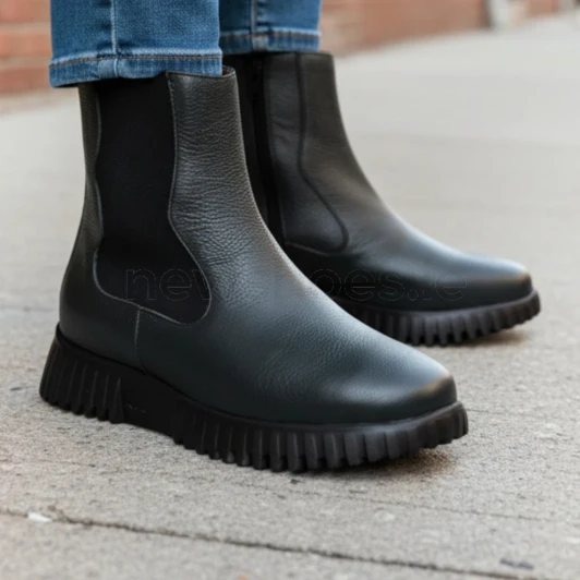 Wonders FlexFly 22 A-4422 Alpine Green Chelsea Style Ankle Boot | newshoes.ie