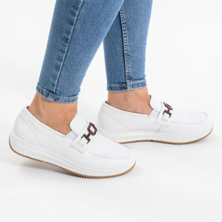 Ara Osaka 3.0 12-25528-04H White Wide Fit Loafer | Ara Ireland