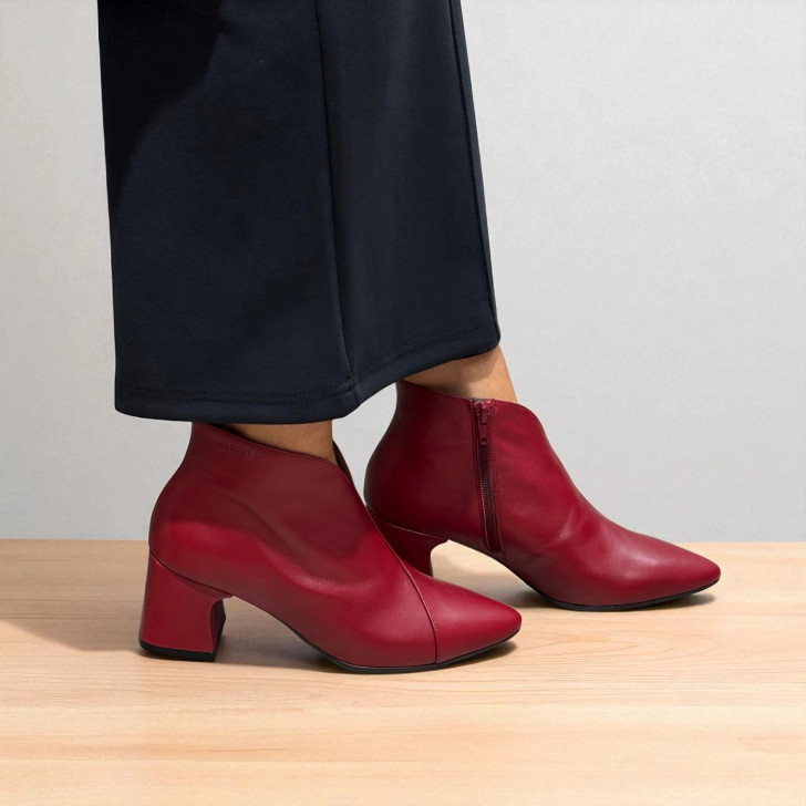 Wonders Eliot I-9013 Red Leather Block Heel Ankle Boot