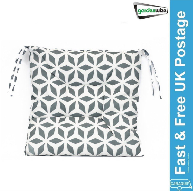 Gardenwize Grey & White Geometric Pattern Pair Of Seat Cushions