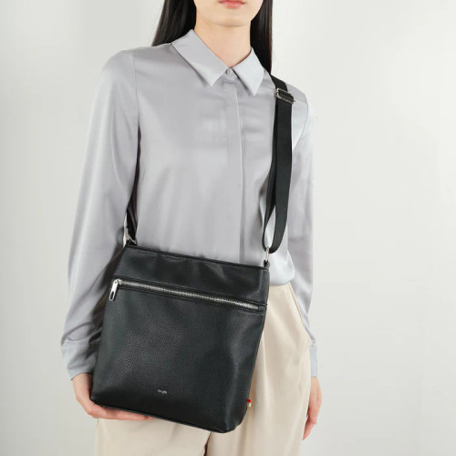 Colab Black Basics Audrey Crossbody