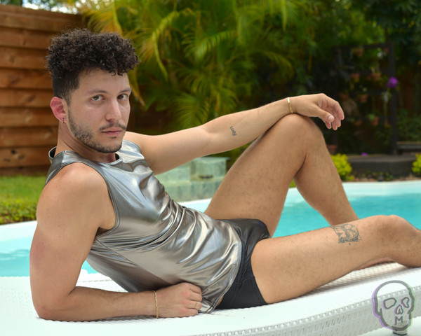 Sleeveless Muscle Shirt