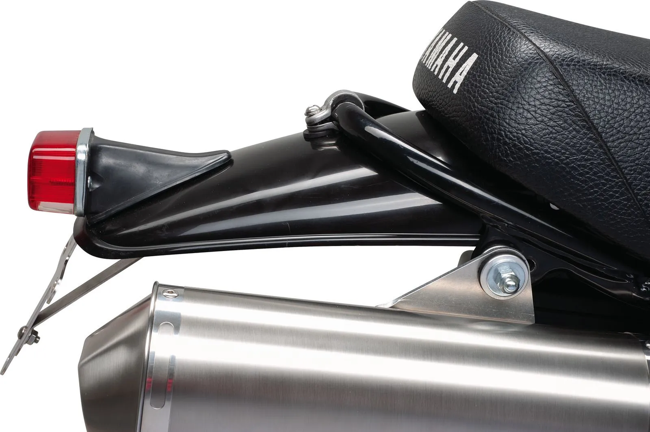 YAMAHA XT500 - TT500 Fender Conversion Rear "Yamaha Black" TT500 Style complete