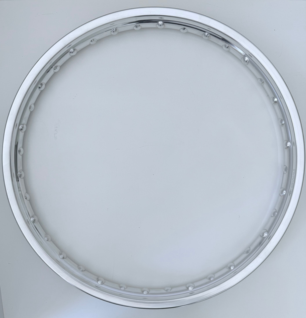YAMAHA XT250 1.60x21" Aluminium Rim, Silver, unbored (SanRemo) YAMAHA XT250 1.60x21" Aluminium Rim, Silver, unbored (SanRemo)