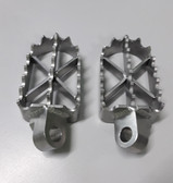 Footpegs TT500 XT500 Wide Toothed Stainless.