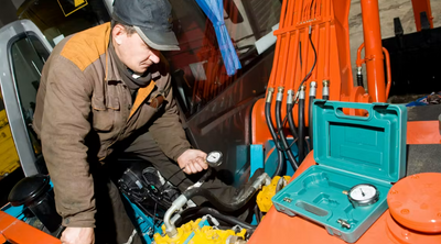 Hydraulic Maintenance Safety: Pressure, Heat, Training, and Checklist Discipline