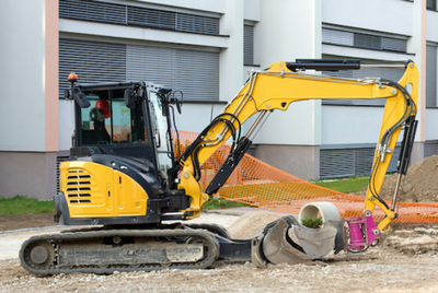 Hybrid Construction Equipment: Hydraulic Pumps, Energy Storage, Fuel Cells, and Electric Drives