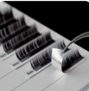 Lash Consultation – Extensions or Natural Lift & Tint Lash Consultation – Extensions or Natural Lift & Tint