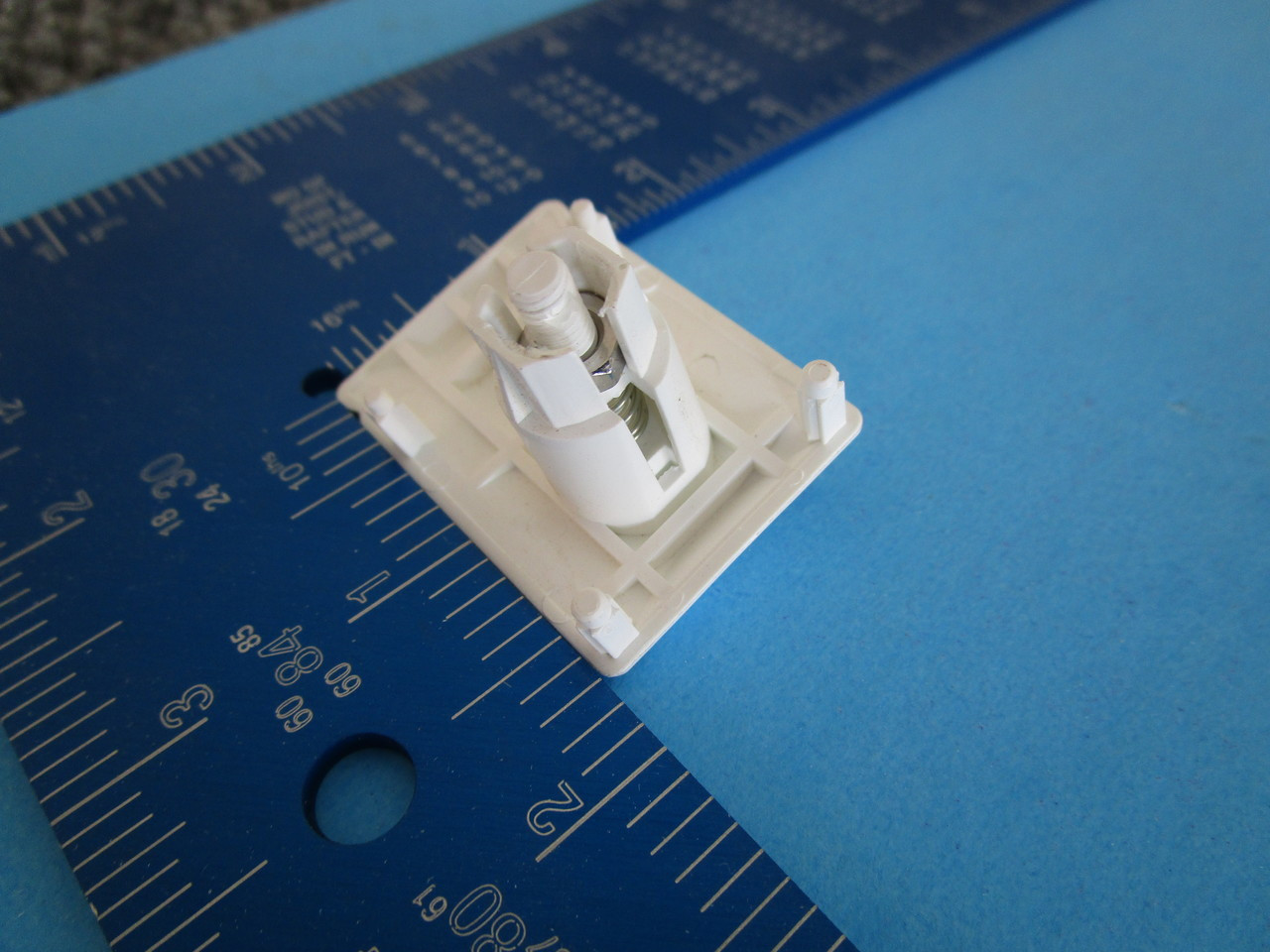 Roller Catch Bottom Plate