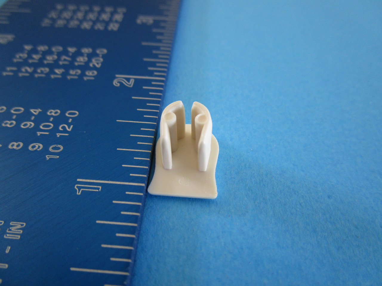 Tilt Bar End Cap 04