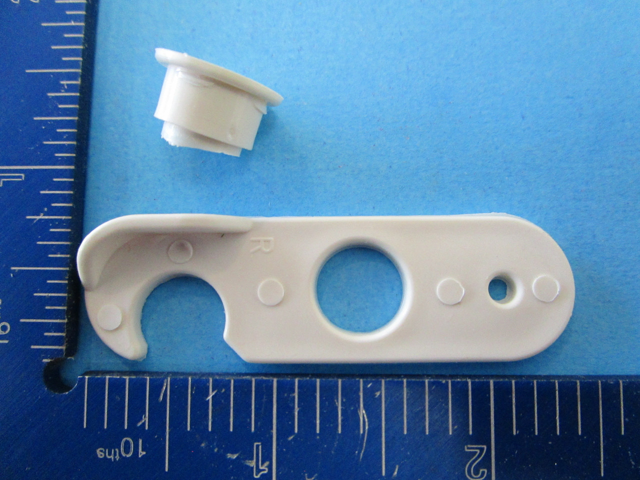 Mounting Flange and Catch Hub