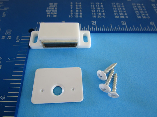 Magnet - Plastic Housing