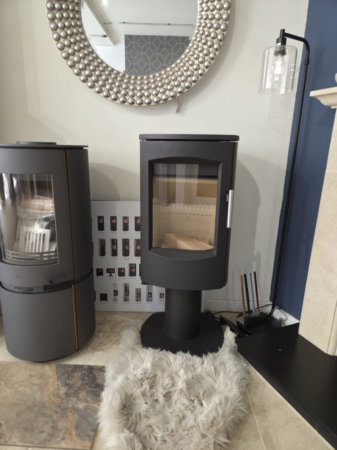 Heta Scan-Line 7D - Wood Burning Stove