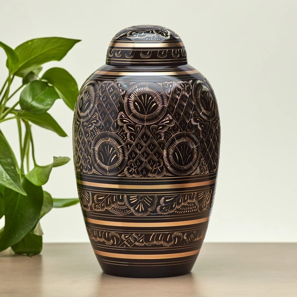 Radiance Urn