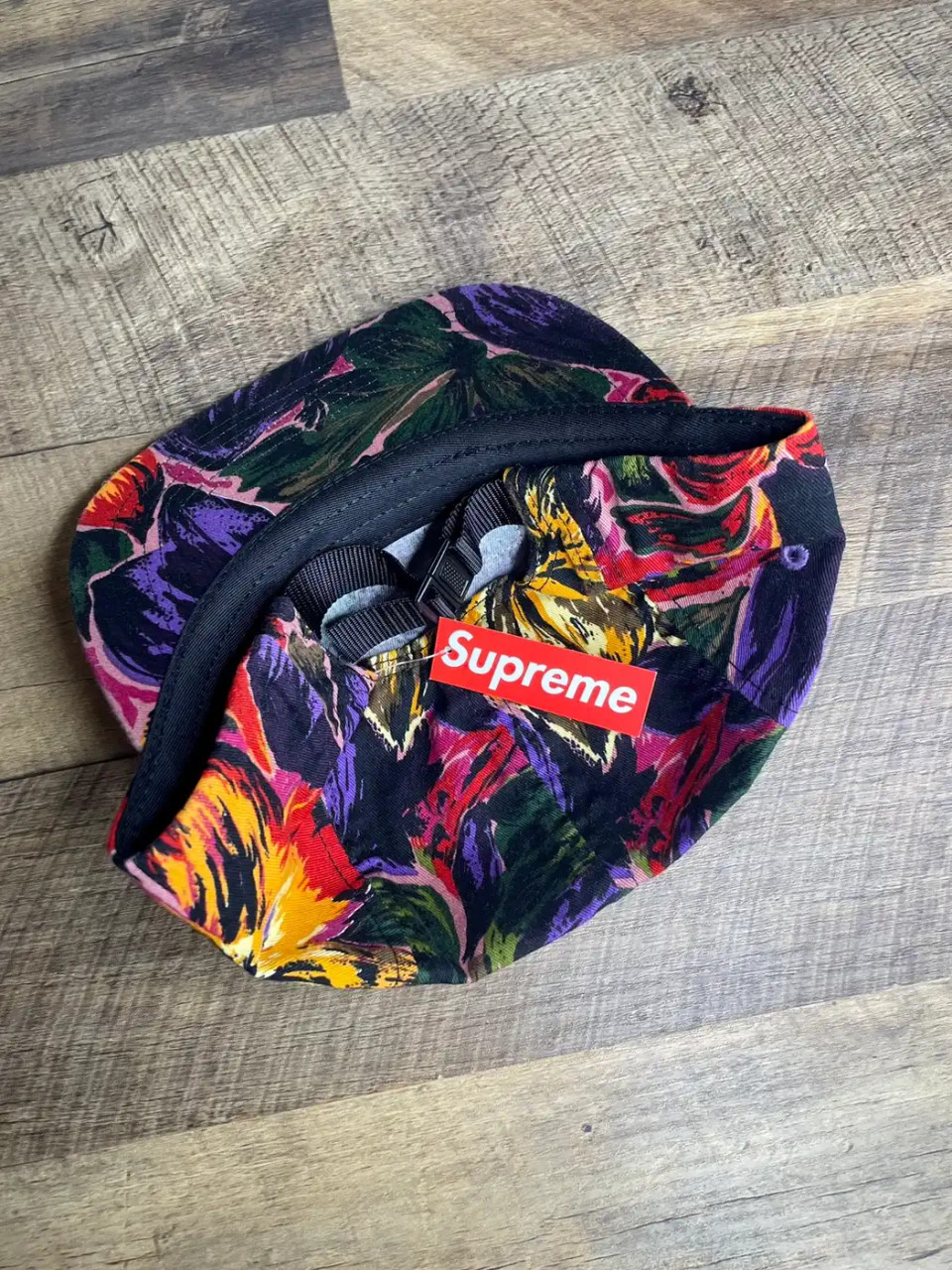 限定SALEHOT Supreme - supreme painted floral camp capの通販 by