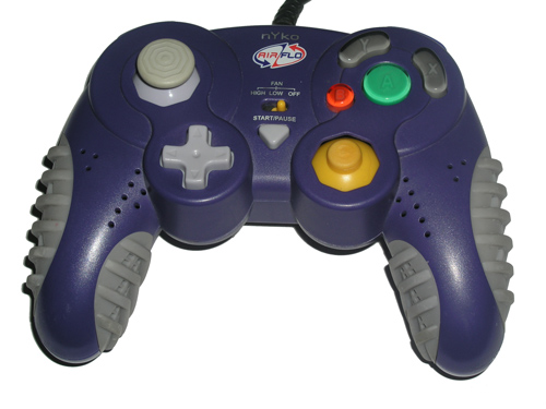 Gamecube controller with fan clearance