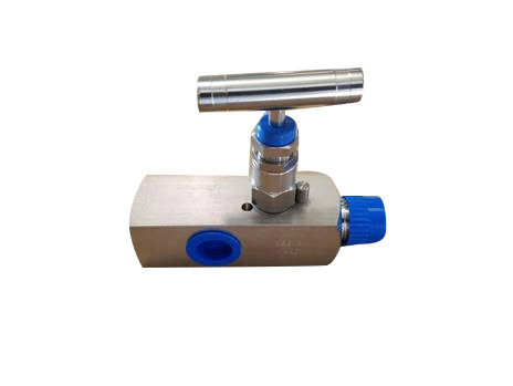 1/2 M X 1/2 F X 1/2 P, 3/16 Stainless Steel, Needle Valve