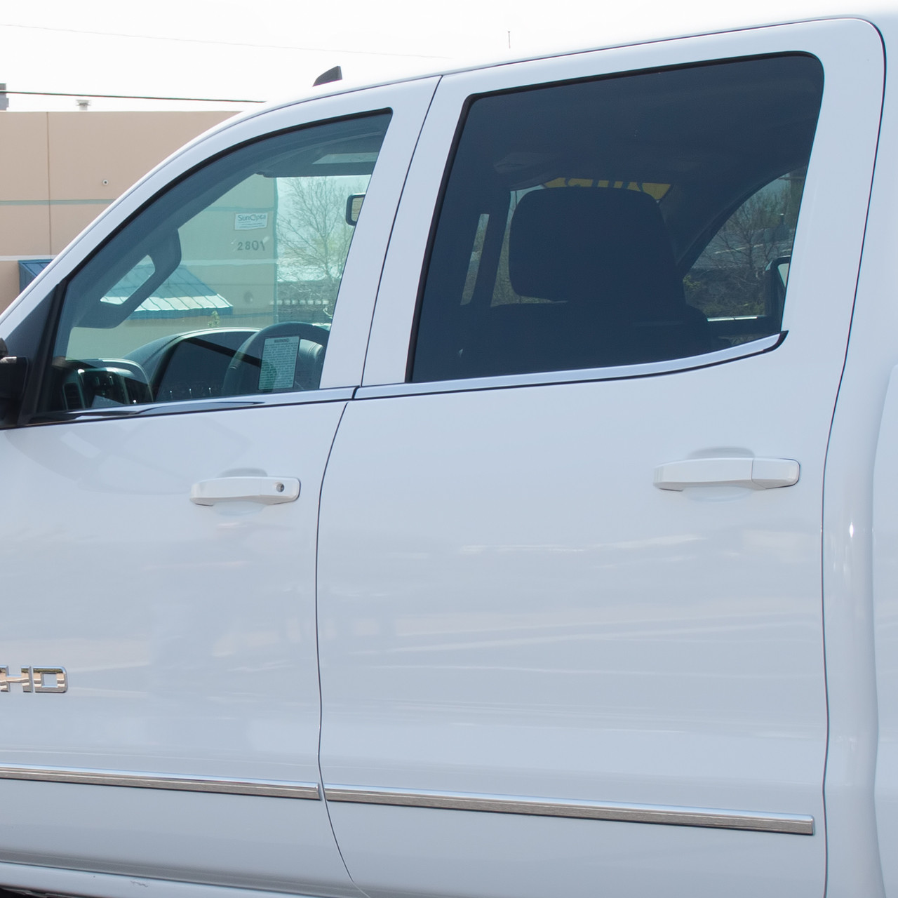 Silverado/Sierra White Diamond Door Handles on Truck