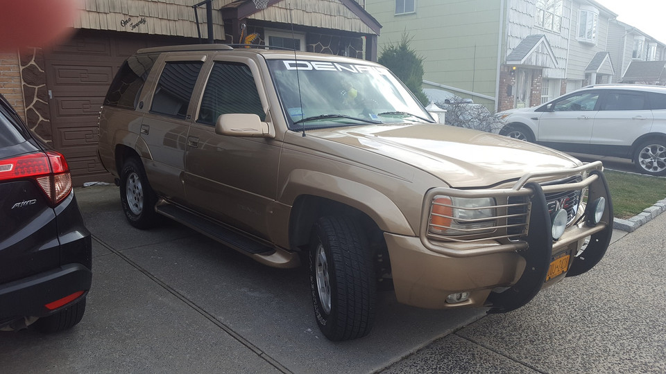 1st Generation 1999 GMC Denali
