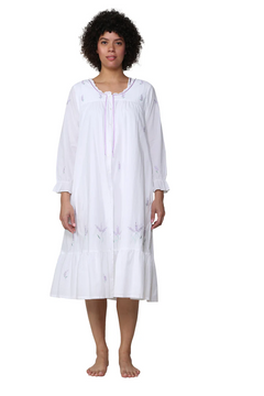 Scoop Neck Embroidered Robe-La Cera