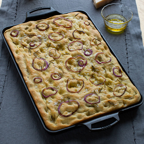 15.5 x 10.5 Inch Seasoned Cast Iron Baking Pan