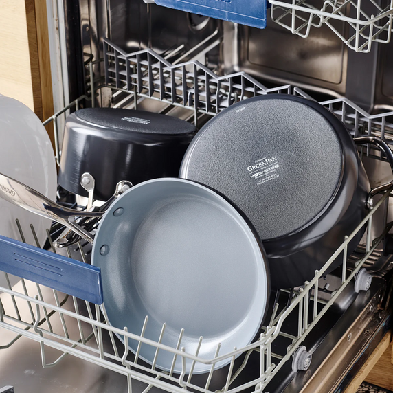 Valencia Pro Ceramic Nonstick 4.5-Quart Sauté Pan with Lid-Green Pan