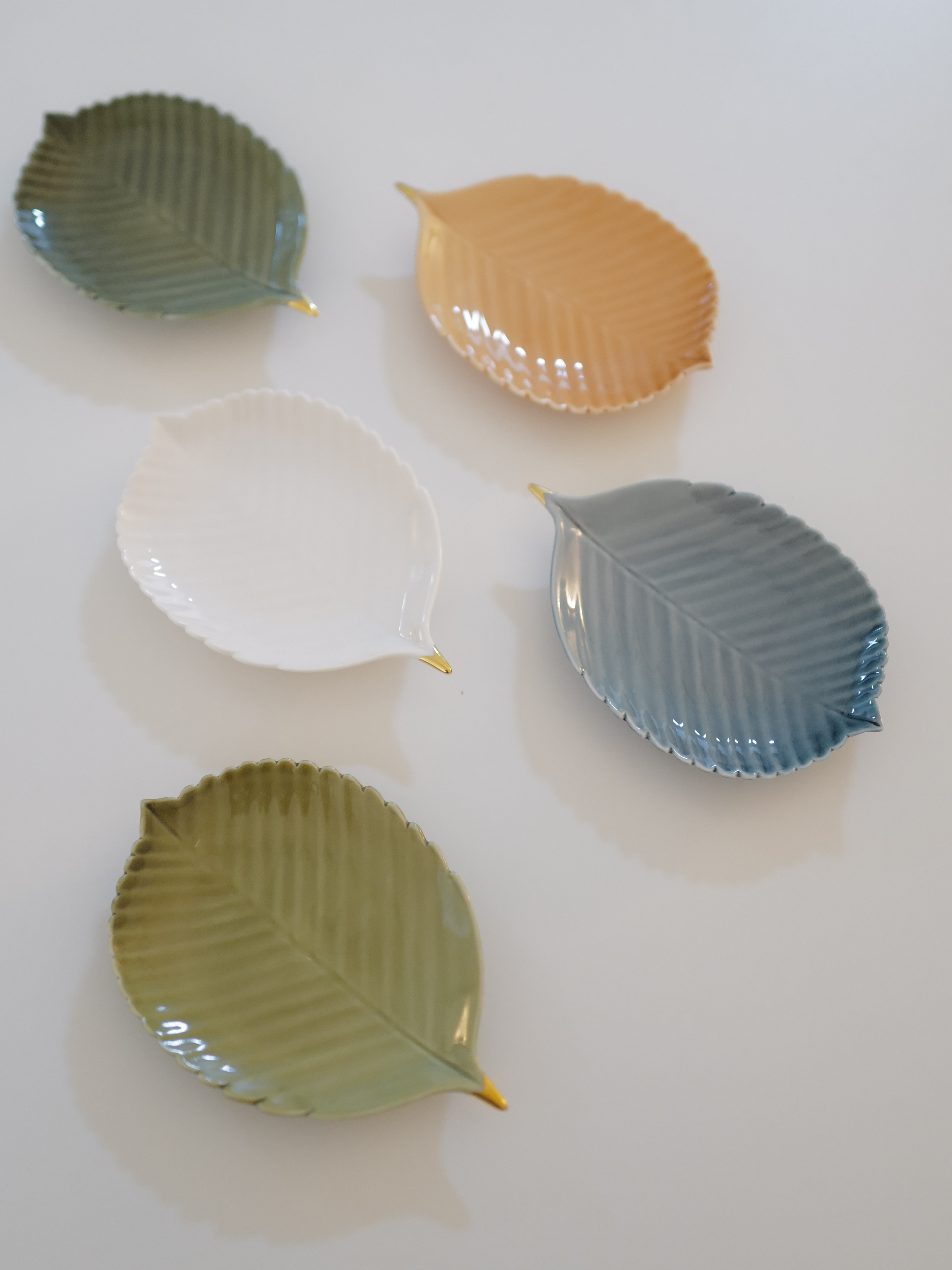 Cherry  Leaf Plate, Ceramic Botanic Garden