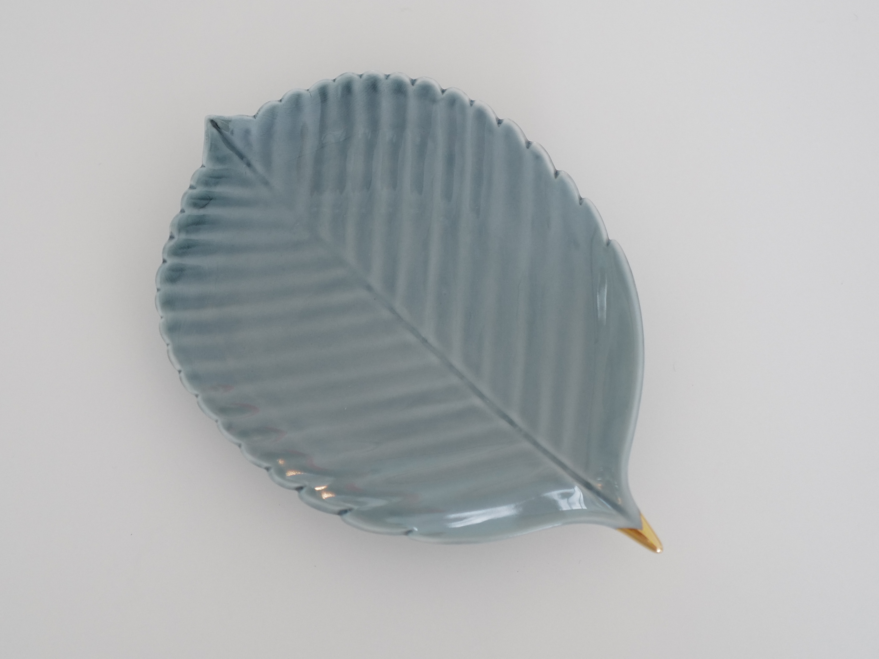 Cherry  Leaf Plate, Ceramic Botanic Garden