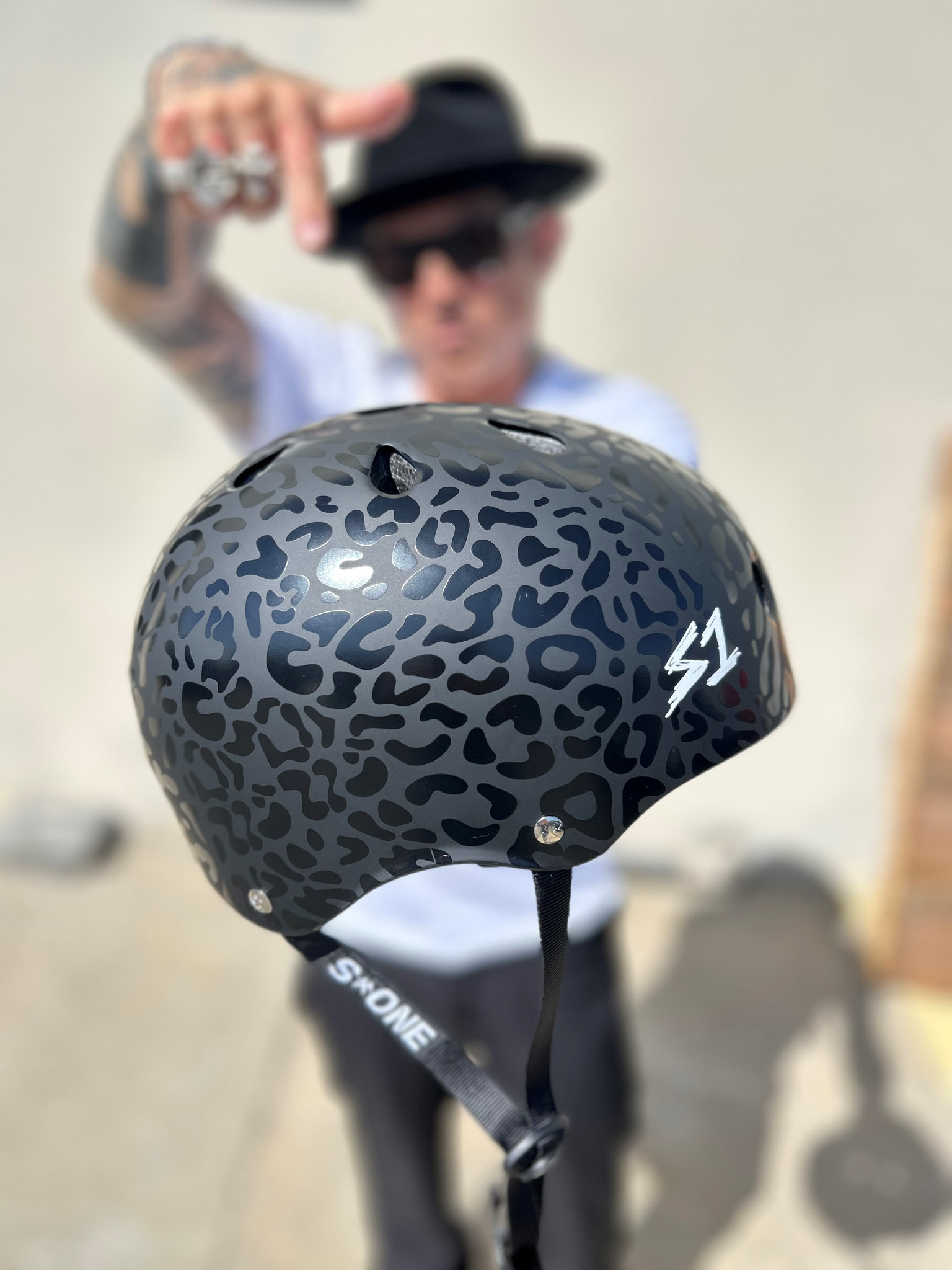 bell cl-16 vs cl-17 vs cl-19 helmet Low priced, Snell tested, amazing value full face helmet. The HJC CL-17