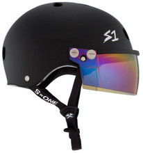 The Lifer w/ Visor Gen 2's new In Mold Mounting System will allow you to take the Visor on and off and replace if needed featuring a Strap Rivet hole for a flush and secure mount. Our patented "Cover Catcher" that will allow for multiple helmet covers to be easily put on and off without slipping up or flying off.