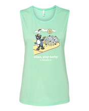 S1 HELMET CO - RELAX PLAY DERBY-  FLOWY SCOOP MUSCLE TANK