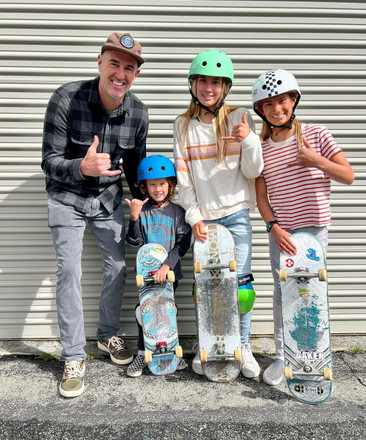 London, Teagan and Ocean Meza (Surf and Skate Family) 