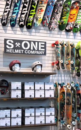 17th Street Surf Shop / Virginia Beach 