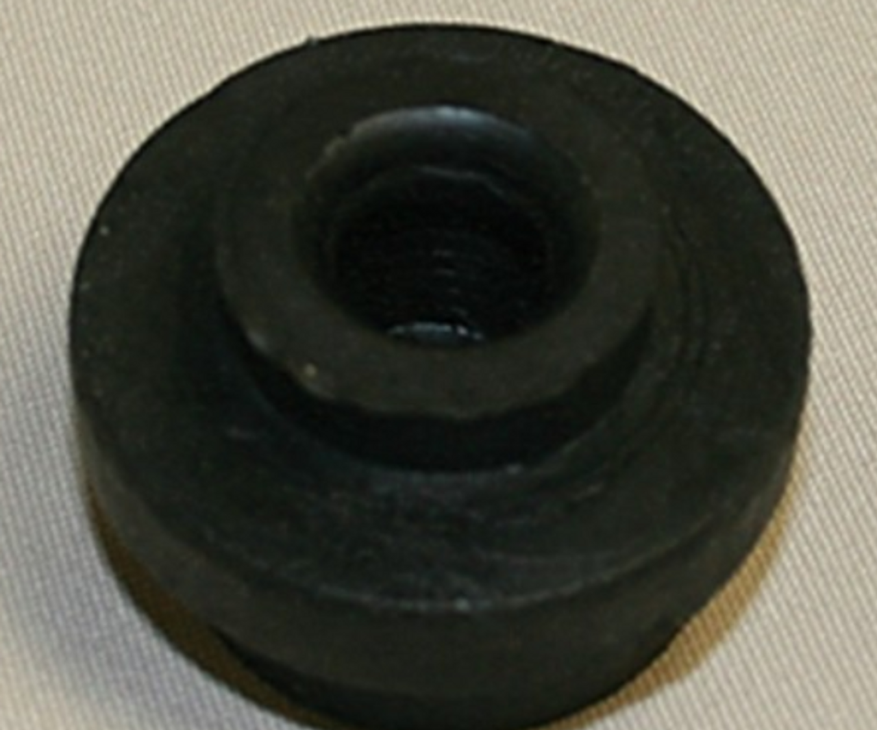 RUBBER SOCKET - REPLACEMENT (20-1045) 