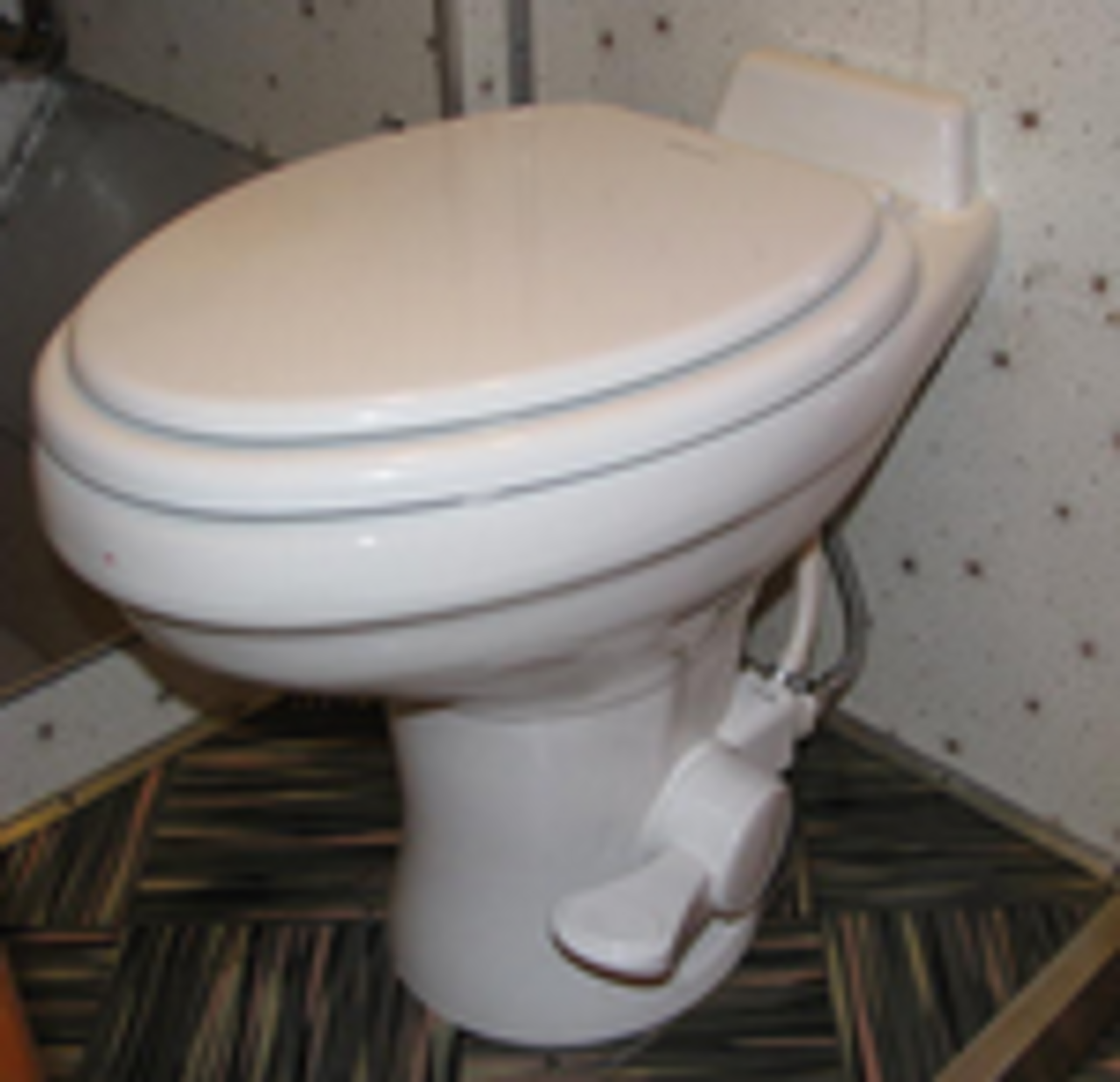 Dometic 310 Toilet White (12-4002)