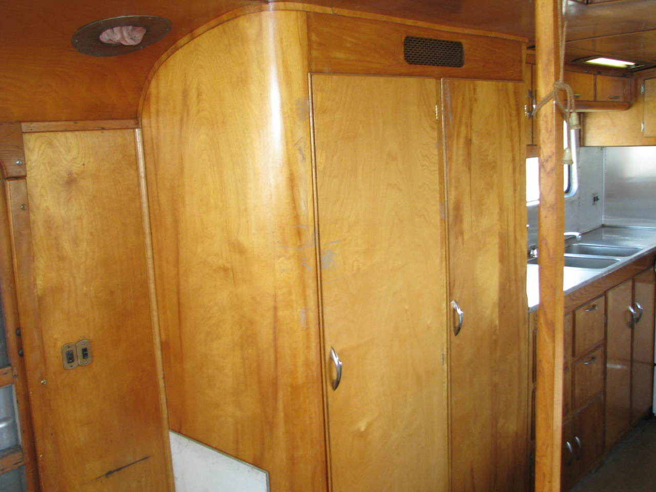 1950 Spartan 33' Royal Mansion #2073  (SOLD D.J.)