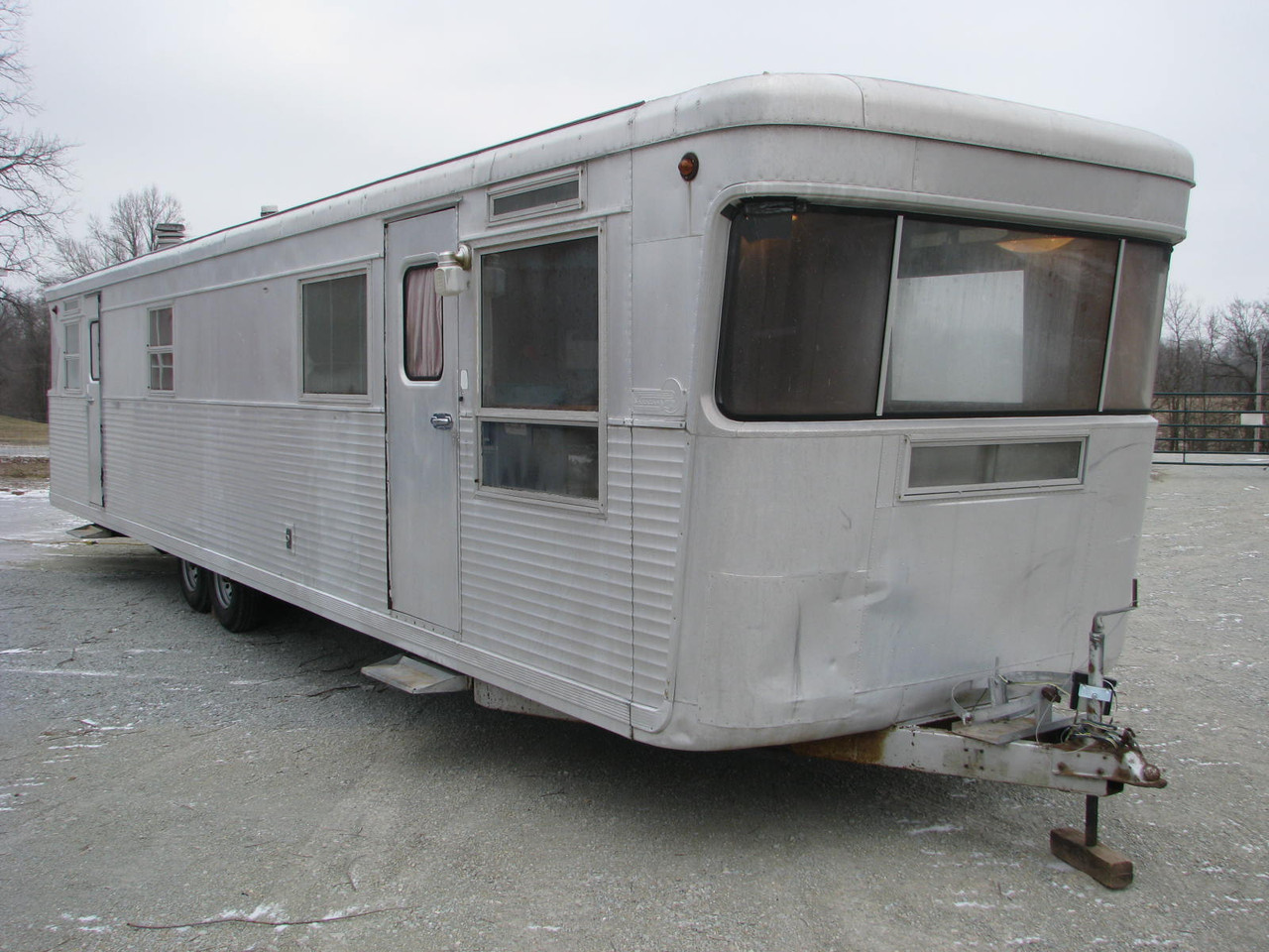 Inside a Vintage 1963 Camper Trailer Mobile Boutique & Photoshoot