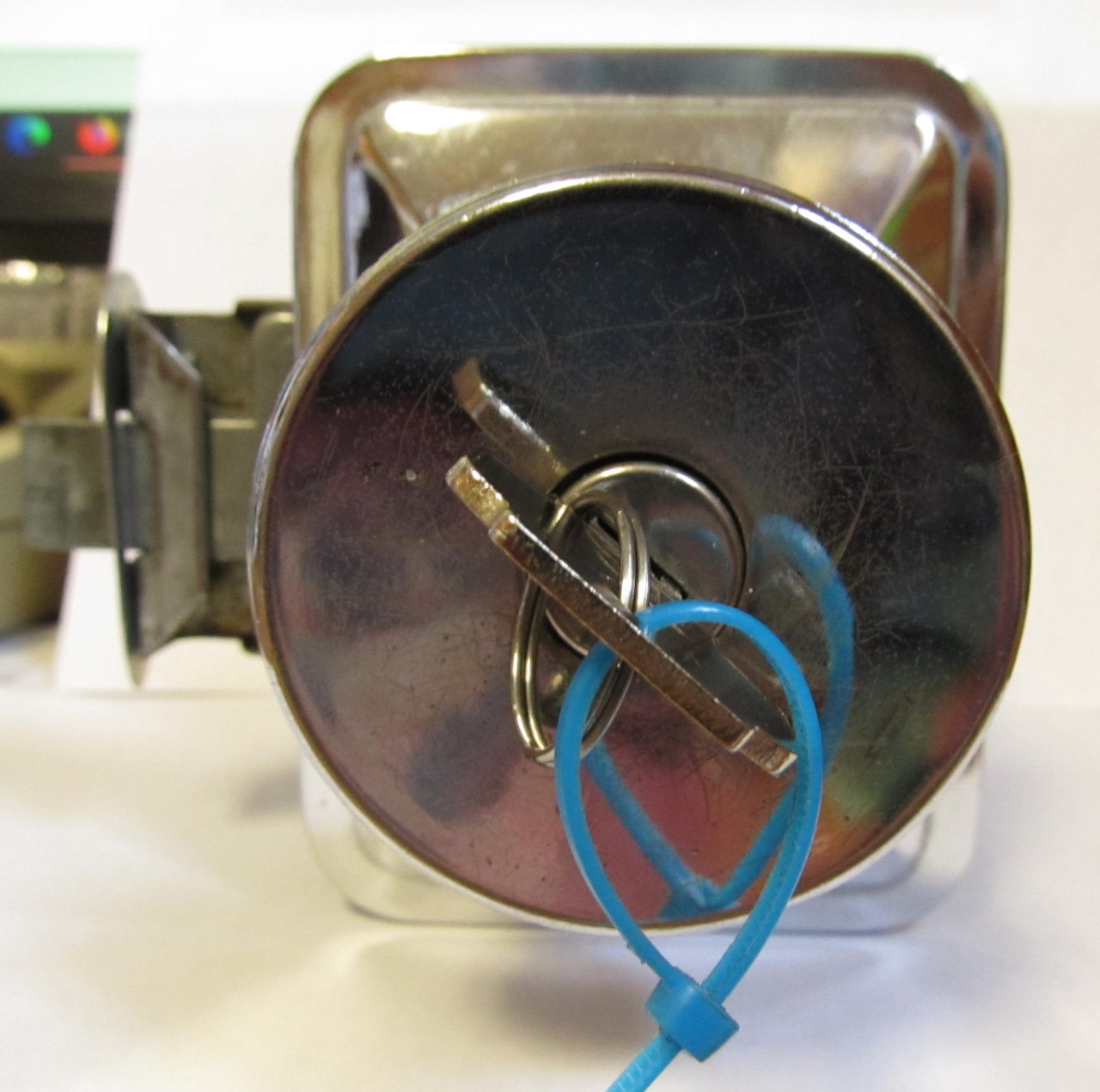 Bargman L-100 Lock (HW377)