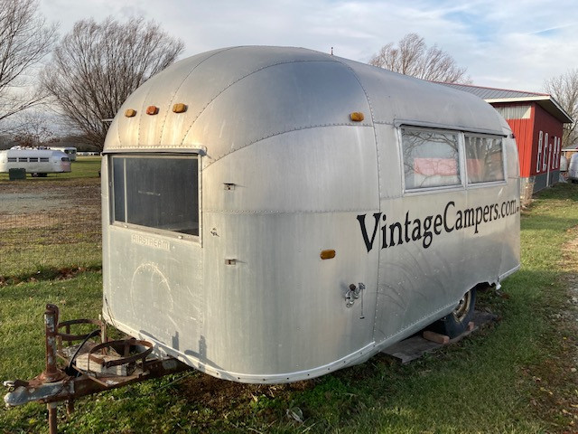 1959 Airstream 18' Globetrotter #189036 SOLD J.M. - Vintage Campers