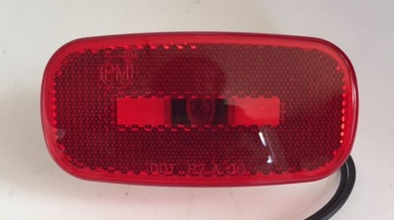 Oblong Clearance Light Red (18-4132)